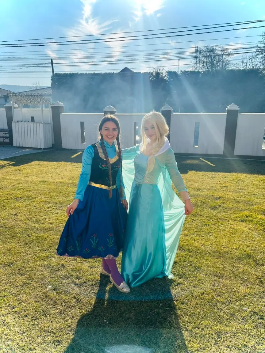animatoare elsa pentru petreceri copii iasi