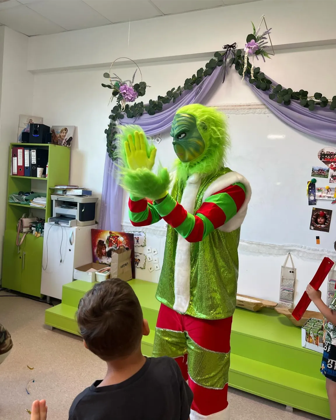 animator grinch iasi