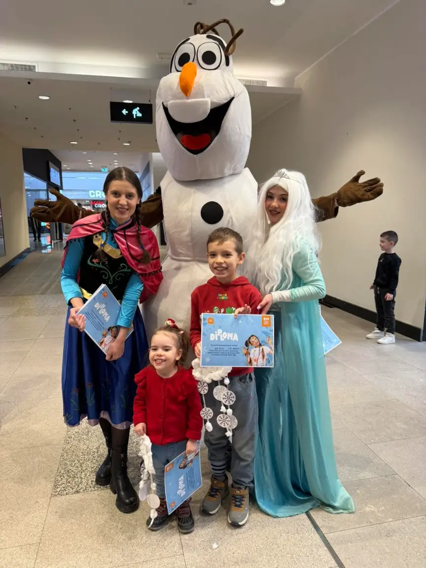 mascota olaf petreceri copii iasi