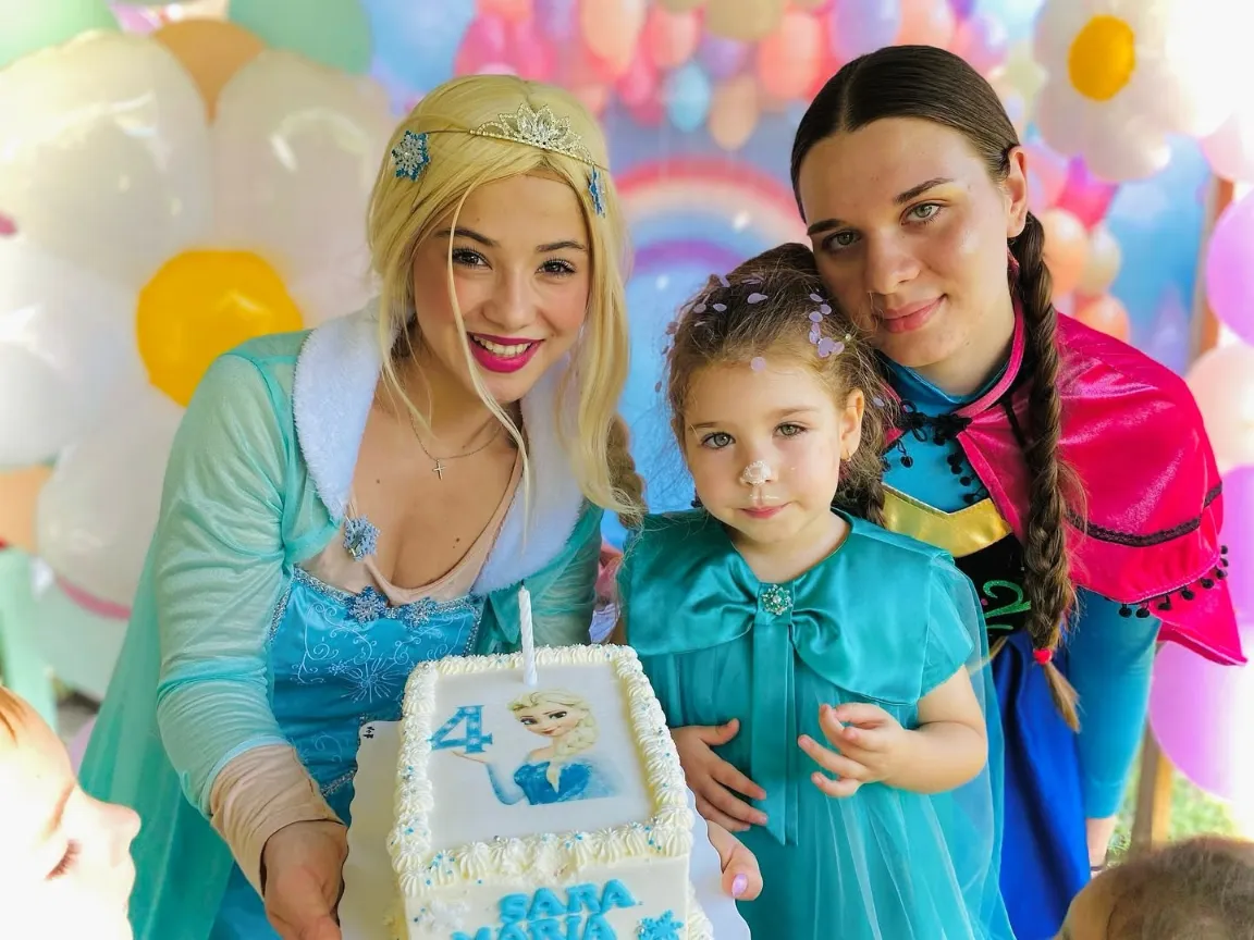 oferta animatori frozen iasi